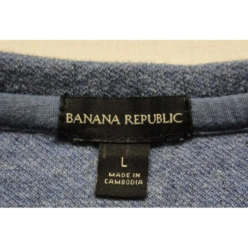 Banana Republic please see